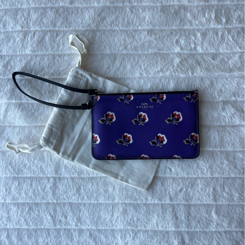 COACH Bramble Rose Printed Small Leather Wristlet-Purple